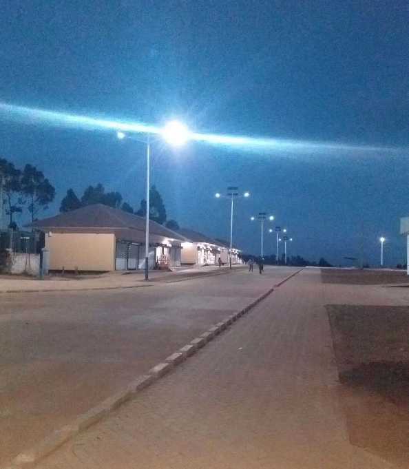 商丘市非洲科特迪瓦太阳能路灯工程